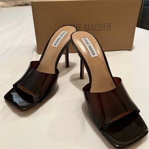 Steve Madden Signal Brown heels